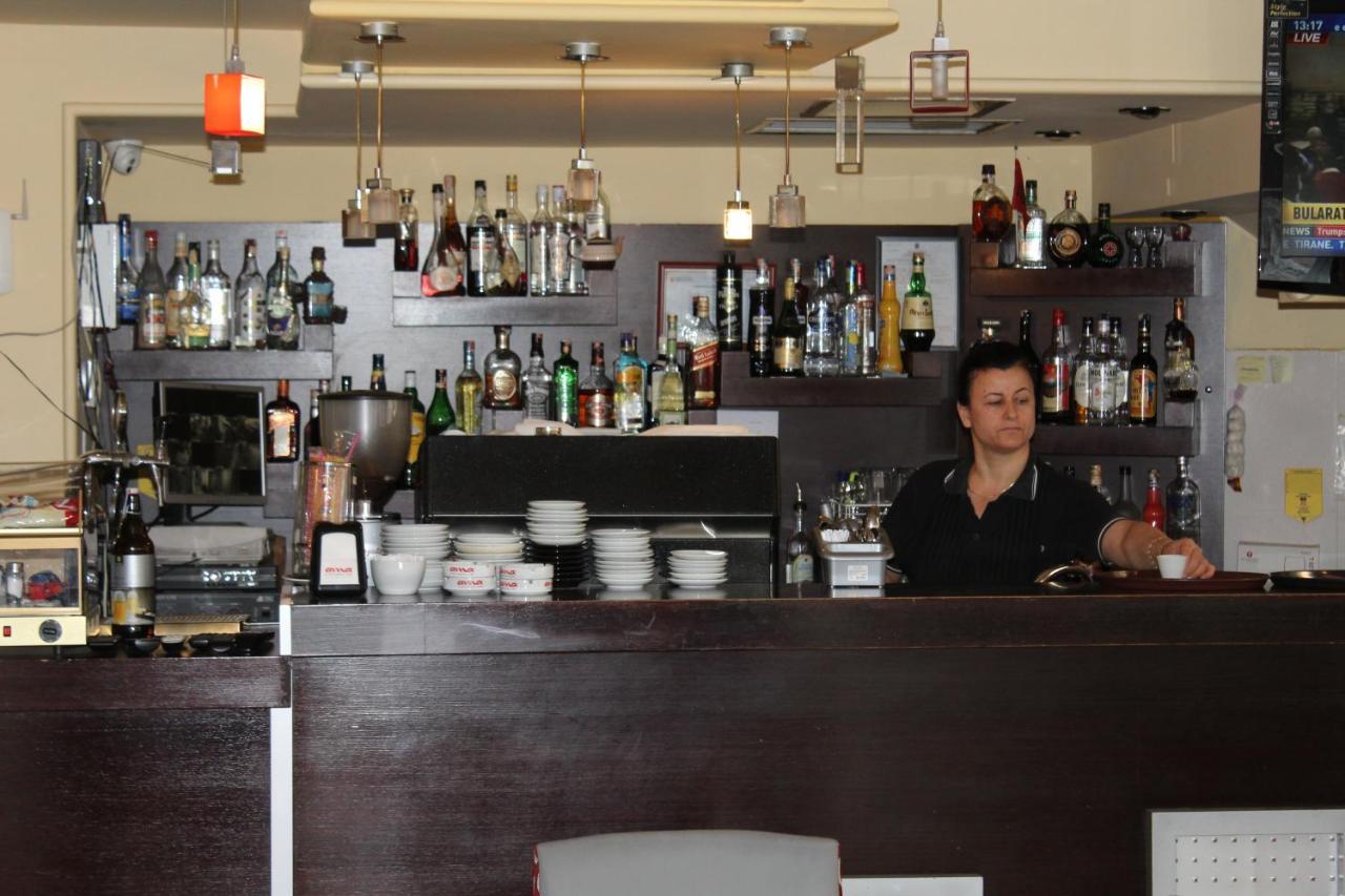Hotel Piemonte 티라나 외부 사진