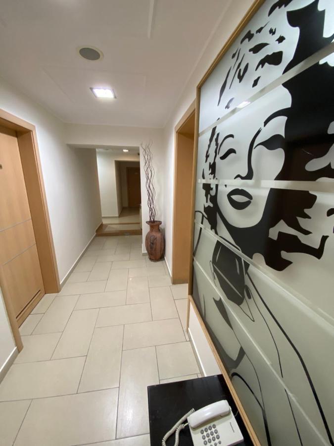 Hotel Piemonte 티라나 외부 사진