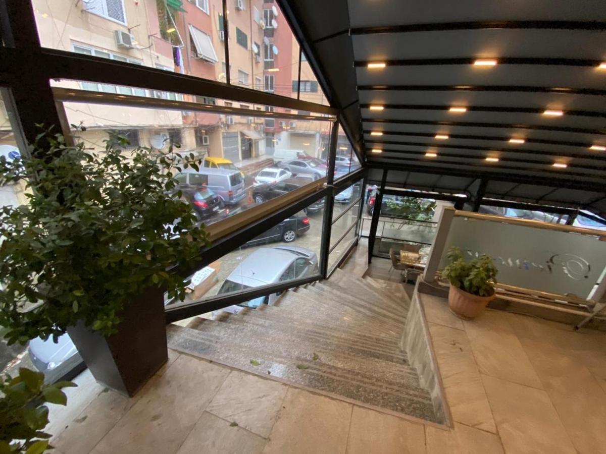 Hotel Piemonte 티라나 외부 사진